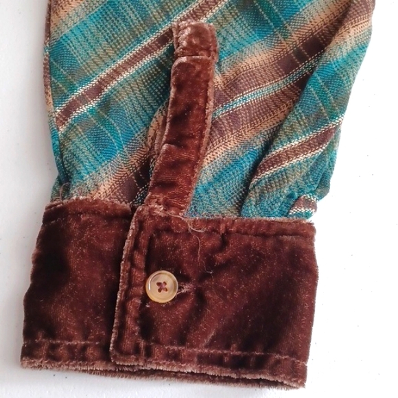 Flannel shirt, Women's, BDG Urban Outfitters, Size small, Velour pocket and cuff - Picture 5 of 11